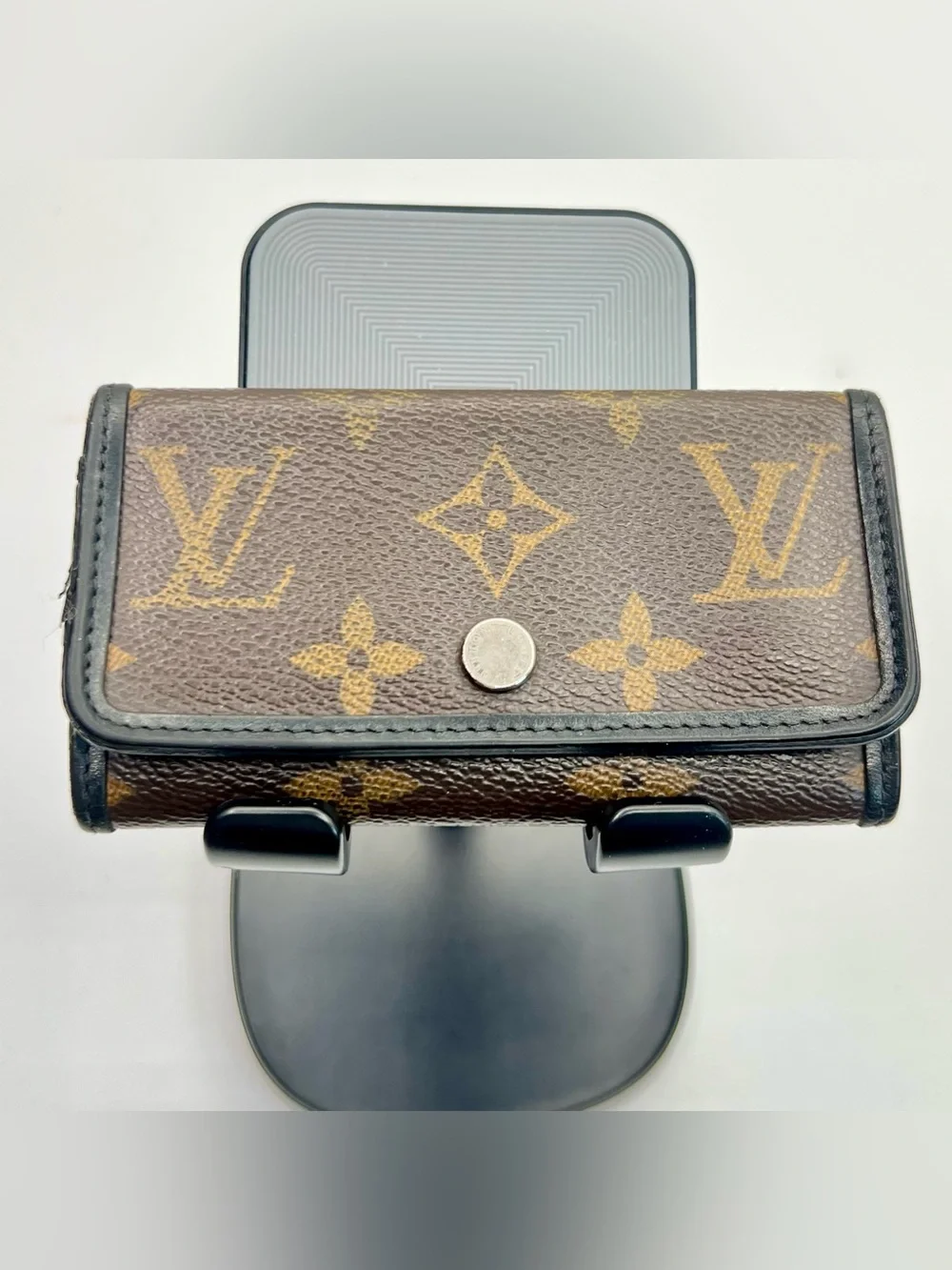 Louis Vuitton Macassar Multicles Key Case in Monogram Canvas
